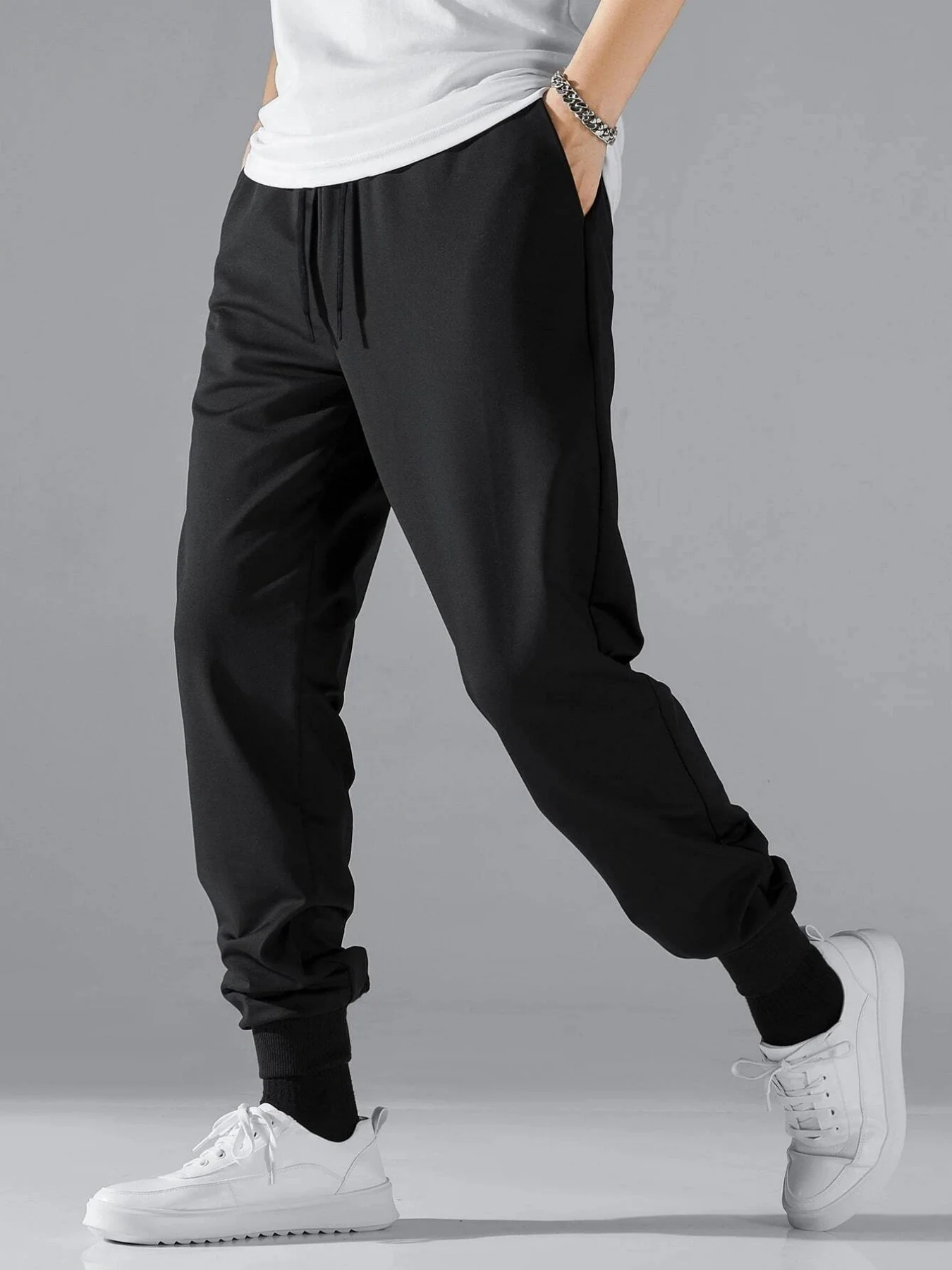 

Men Drawstring Waist Slant Pocket Sweatpants