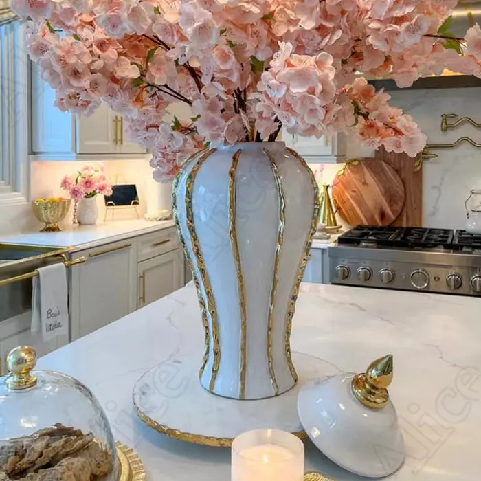 Upscale Gold Plated Ceramic Vase Home Accessories Decorative Jars European Classical Dining Table Decor Desktop Flower Vases