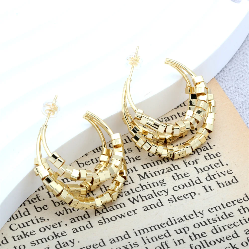 

Geometric Small Square Beaded Ear Studs For Women Korean Fashion Gold Plated Copper Jewelry Wedding Party Girls Unusual Earrings