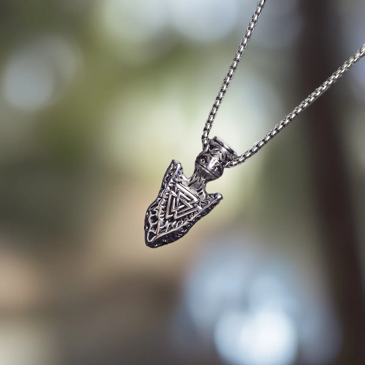 Серебряный Цвет Ретро Индивидуальность черный треугольник наконечник стрелы