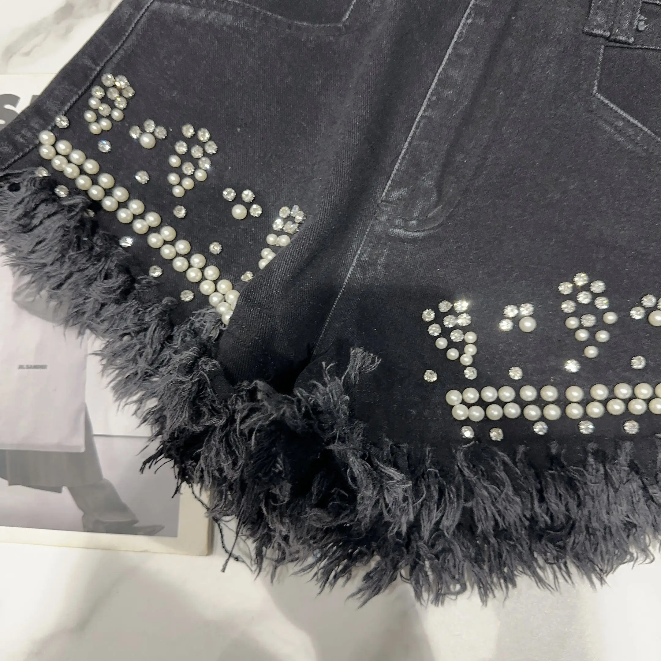 Black Booty Shorts Women Denim Shorts 2023 Spring Summer New Pearl Rhinestone Beaded Burrs Tassels Short Pants Sexy Girl