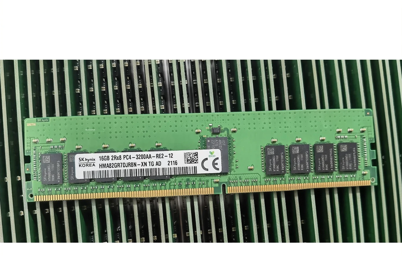 

RAM for 16G DDR4 2RX8 PC4-3200A ECC REG memory HMA82GR7DJR8N-XN