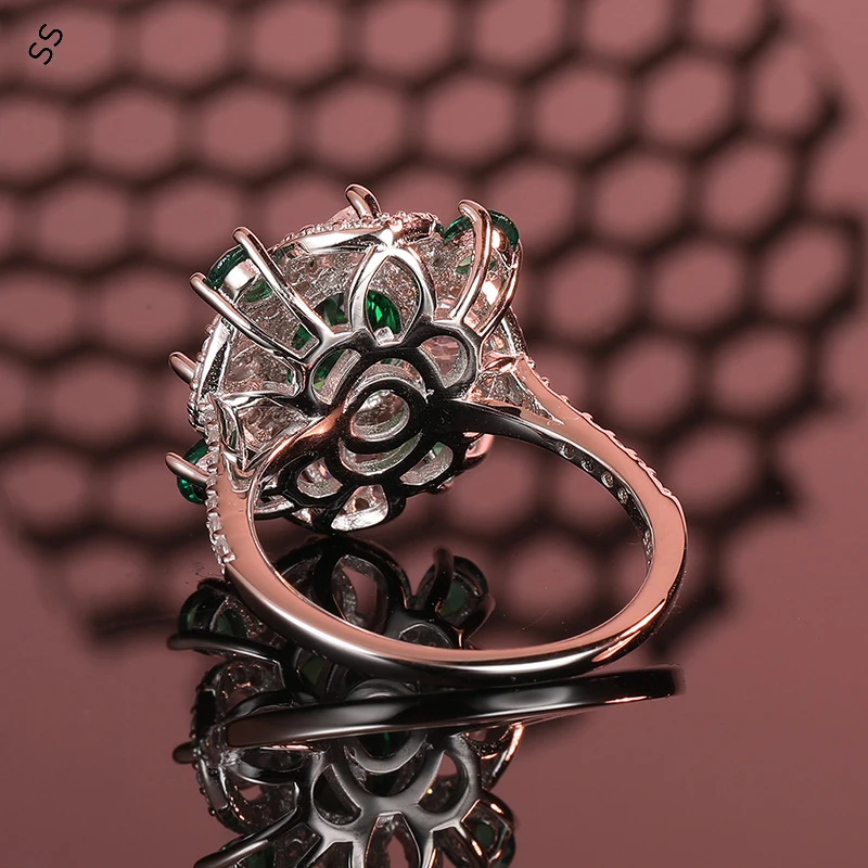 Женское Винтажное кольцо с изумрудом Размер 6/7/8