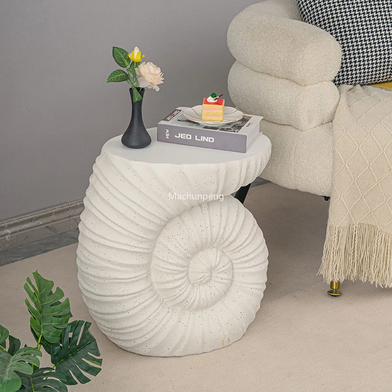 

Nordic Unique Coffee Tables Modern Aesthetic Kawaii Design Cute Side Table Irregular Night Bedroom Mesa Auxiliar Home Furniture