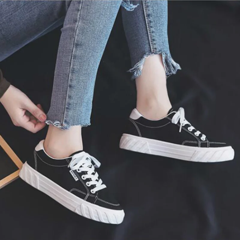 

Canvas Shoes Women Sneakers High Quality Fashion Skatebording Shoes Woman Casual Low-cut Vulcanize Footwear New Ladies Loafers