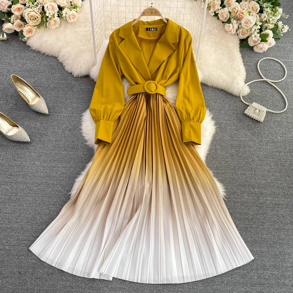 

VANOVICH 2022 Summer New Fashion Notched Waist Gradient A-line Oversized Pleated Dress Elegant Temperament Large Swing Dress