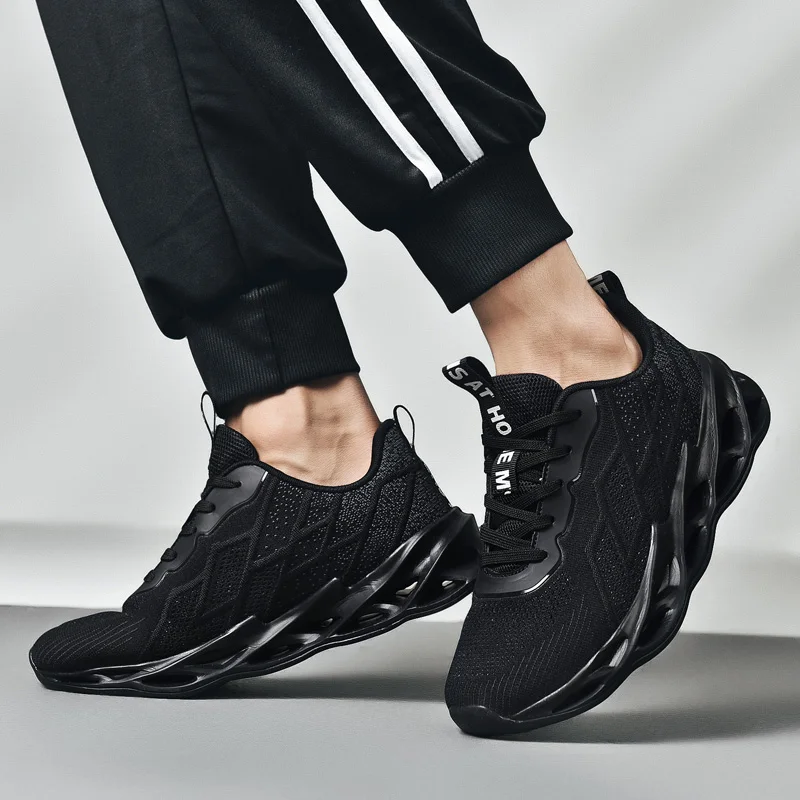 Men Sneakers Shoes Breathable Mesh Men Running Shoes Footwear Outdoor Grass Jogging Walking Sneakers For Men