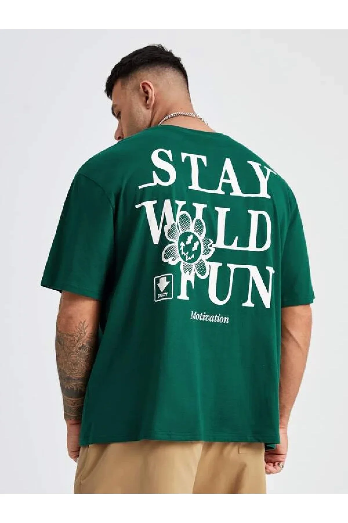 

Оригинальная футболка оверсайз унисекс с принтом «Stay Wild Fun», 100% хлопок