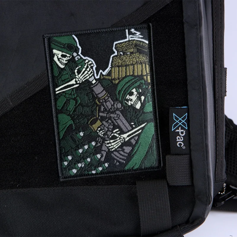 Тактический значок с черепом солдатиком для морального духа нашивка крючком и