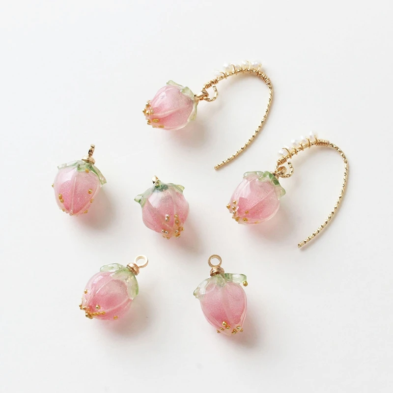 

2PCS Fresh and Lovely Pink Resin Strawberry Pendant DIY Making Supplies Bracelet Earrings Material Accessories