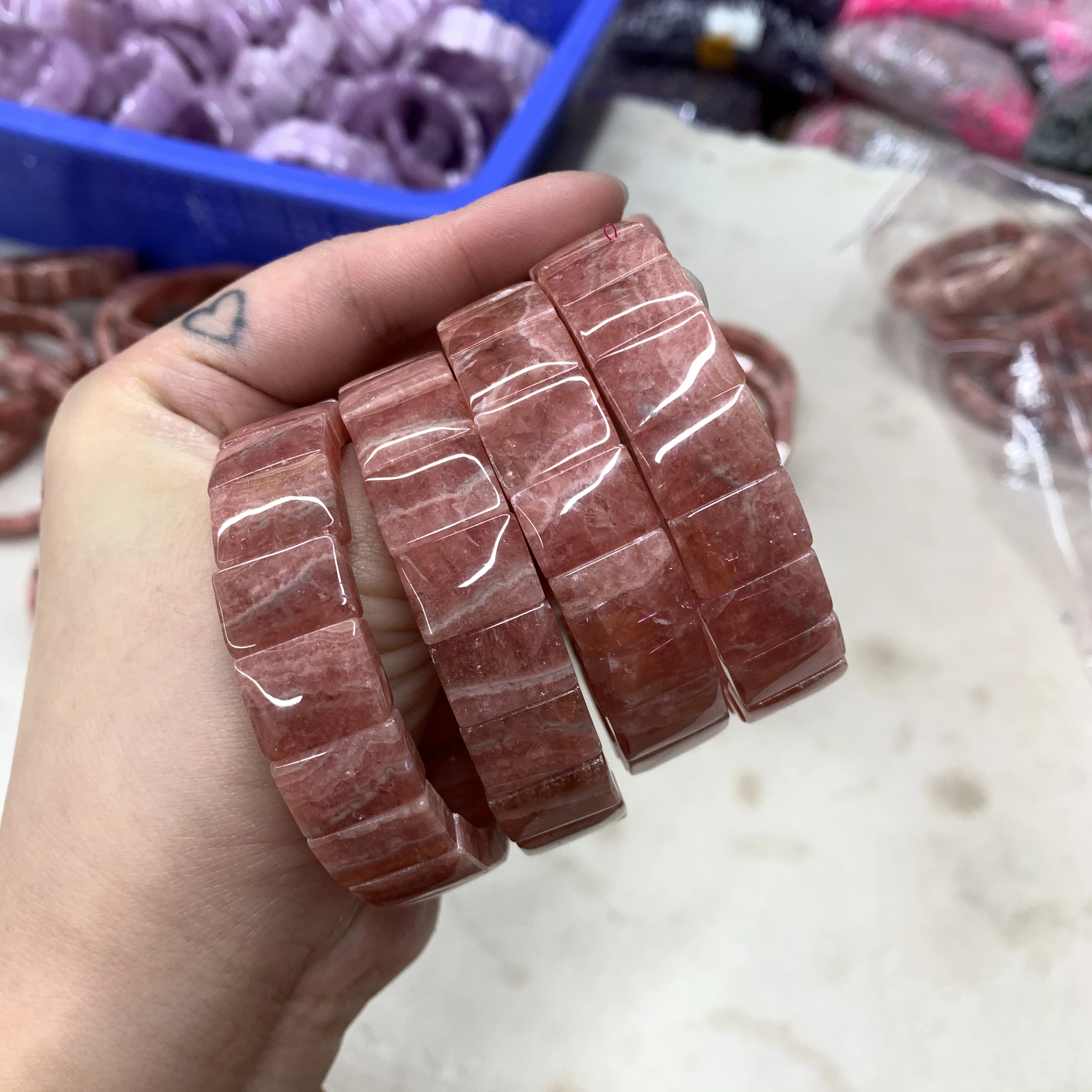 Браслет с бусинами из родохрозита 9*14 мм