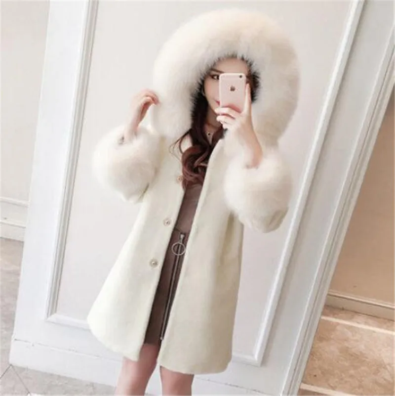 Women's Coat white Faux Fur Fur Collar Padded Woolen Coat Mid-length Fur Cape Jacket Women's Winter Warmth Fur Coats for Women