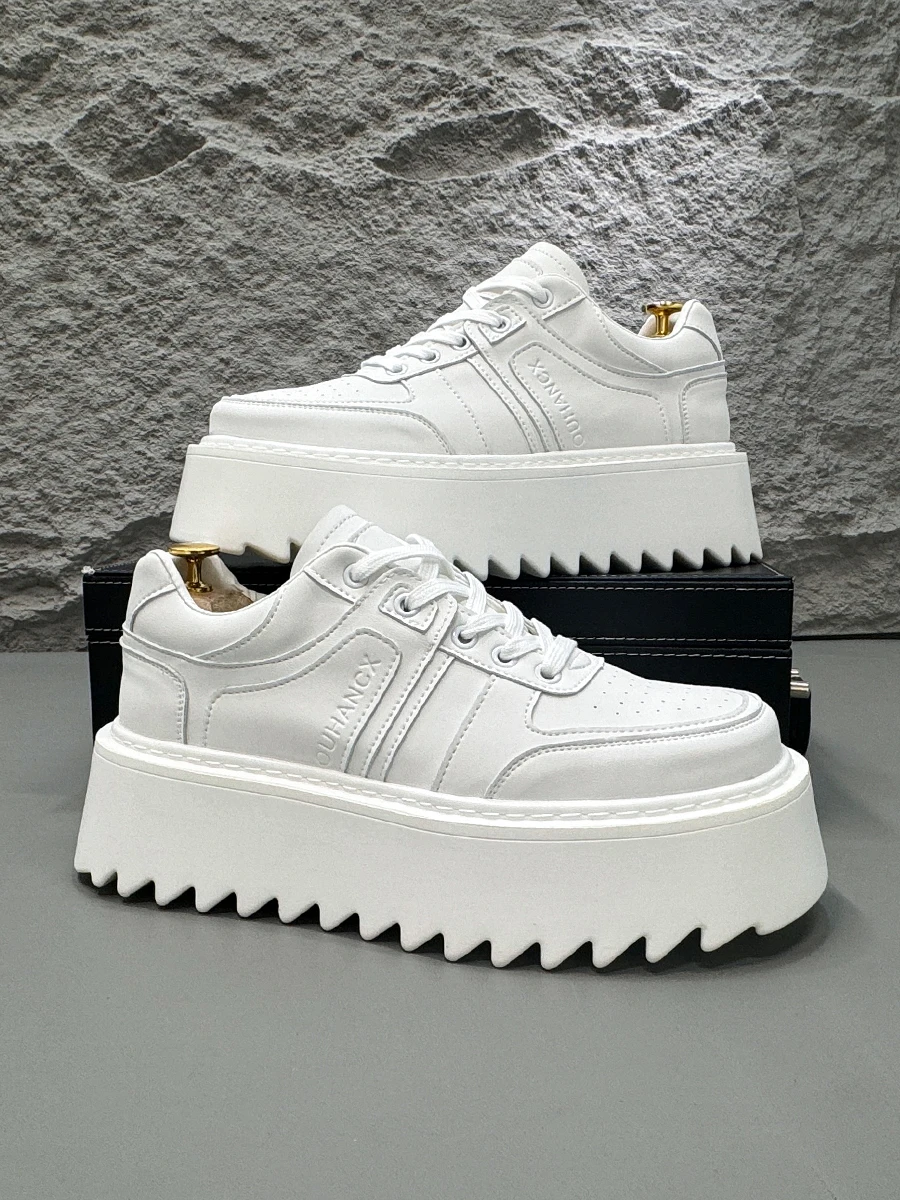 Белые туфли на толстой подошве. Мужские осенне-зимние 2023. Новые платформе. Туфли