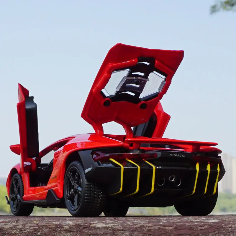 

1:32 Lamborghini LP-770 alloy car mold die casting and toy car metal model collection sound and light simulation children's toy