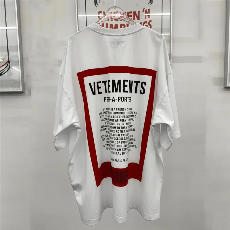

Oversize White Vetements Enclosure Red Patch Logo T Shirt Men Women Top Quality T-shirt Casual Back Big Mark Print VTM Tees Top
