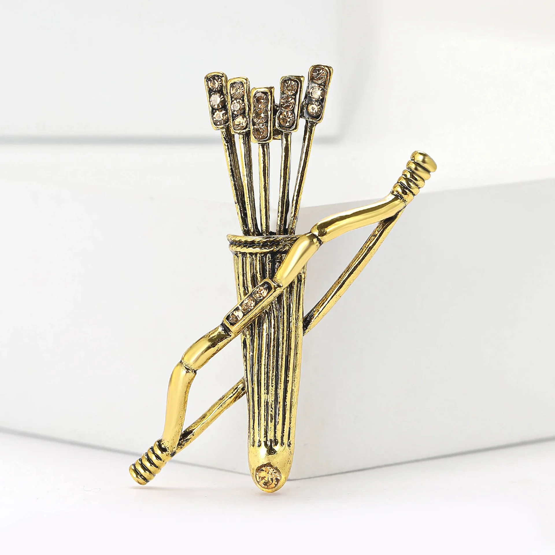 Фото Vintage Cupid's Arrow Brooch Personalized Bow Arrow Quiver Metal Lapel Pin for Men Suit Jacket Corsage Jewelry Accessories №5
