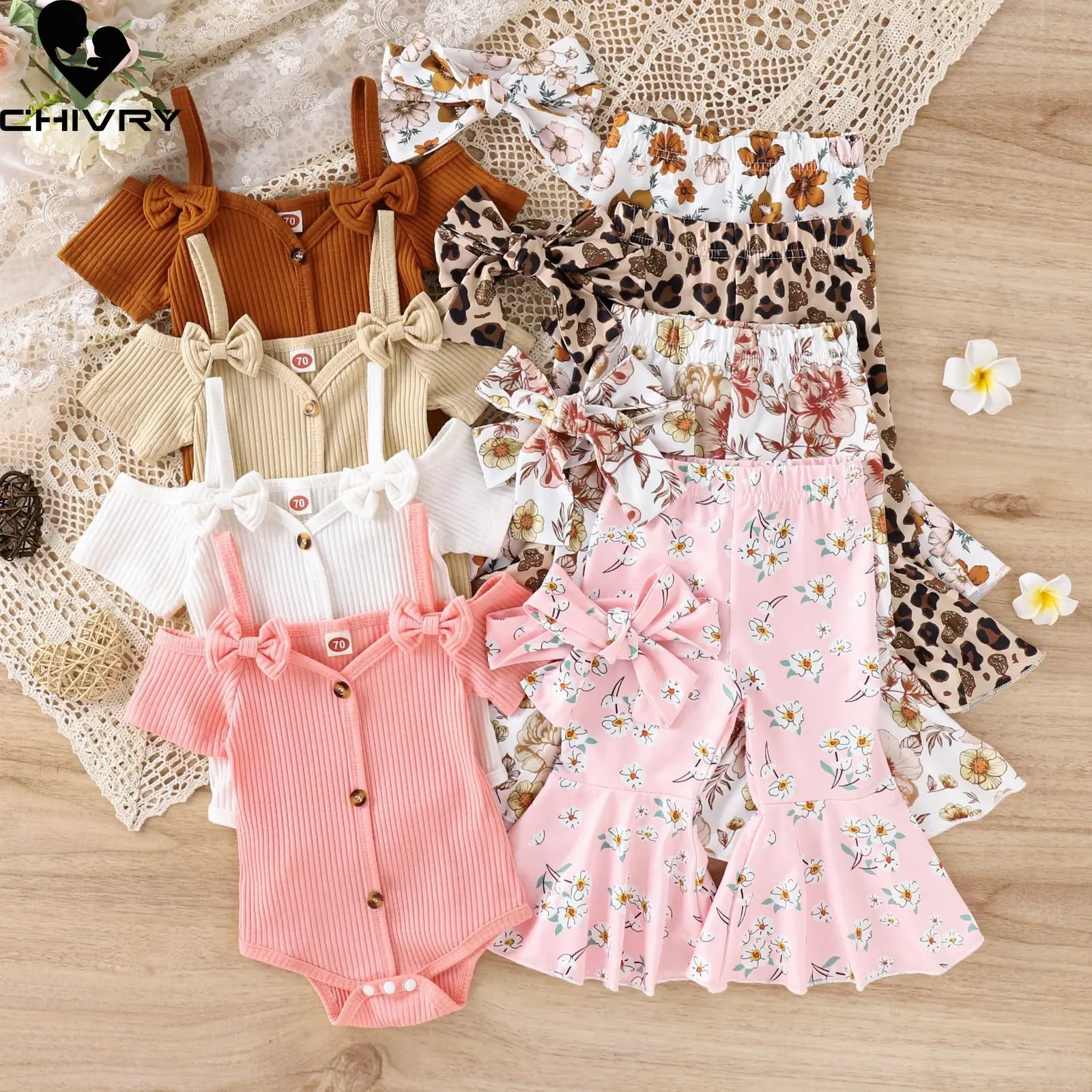 Рисунок 3 - Комплект одежды для маленьких девочек