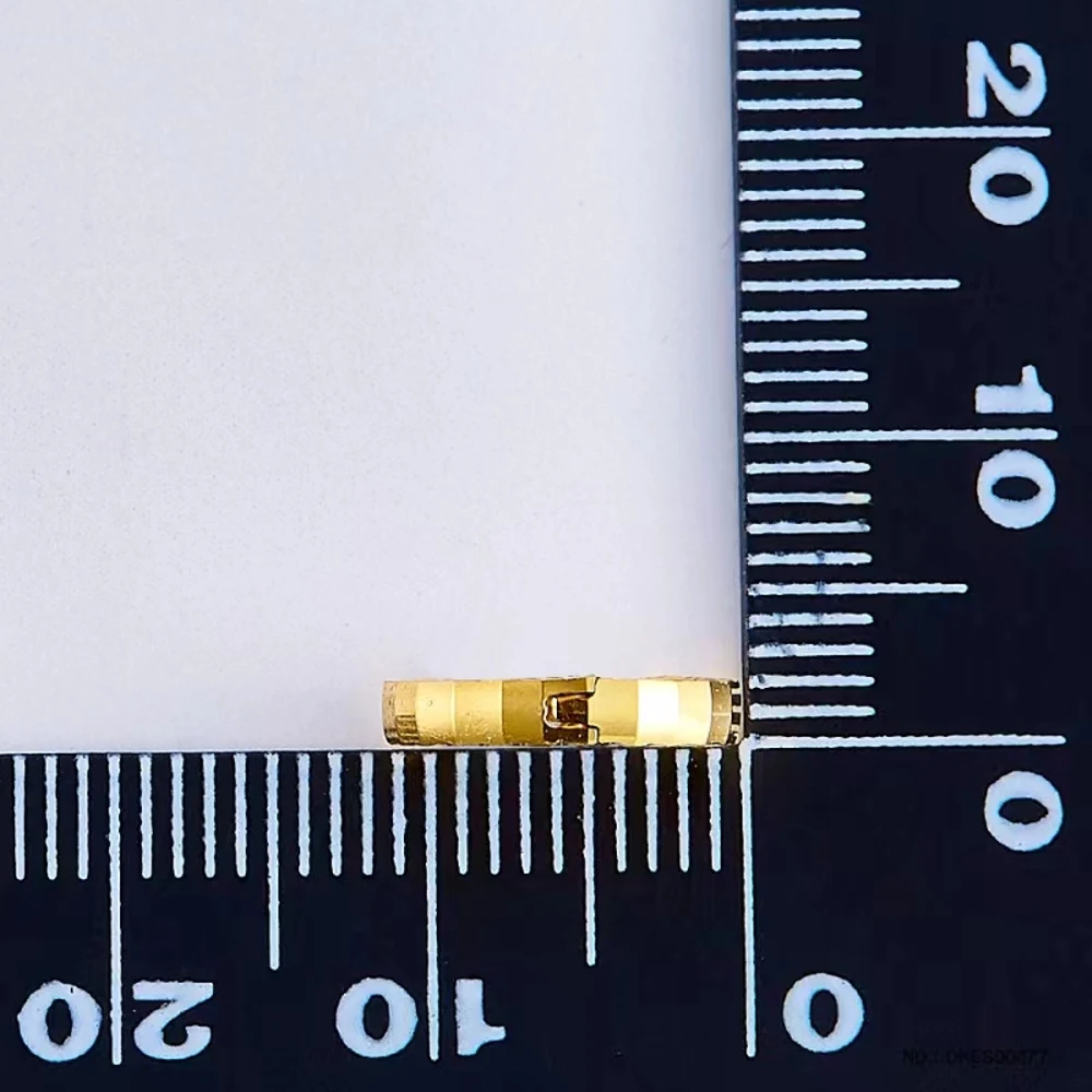 Серьги-кольца из желтого золота 18 карат женские резные квадратные серьги на