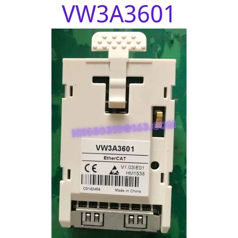 

Проверка функций удлинителя подержанного привода VW3A3601 неповреждена