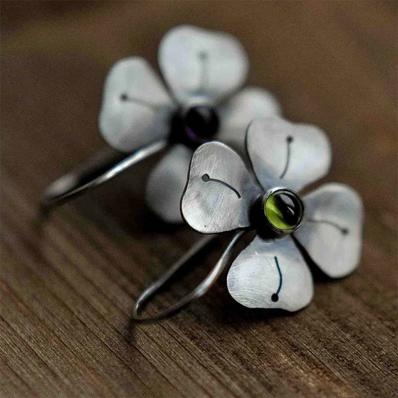

Delicate Flower Metal Green Crystal Dangle Earrings for Women Girl Chic Jewelry