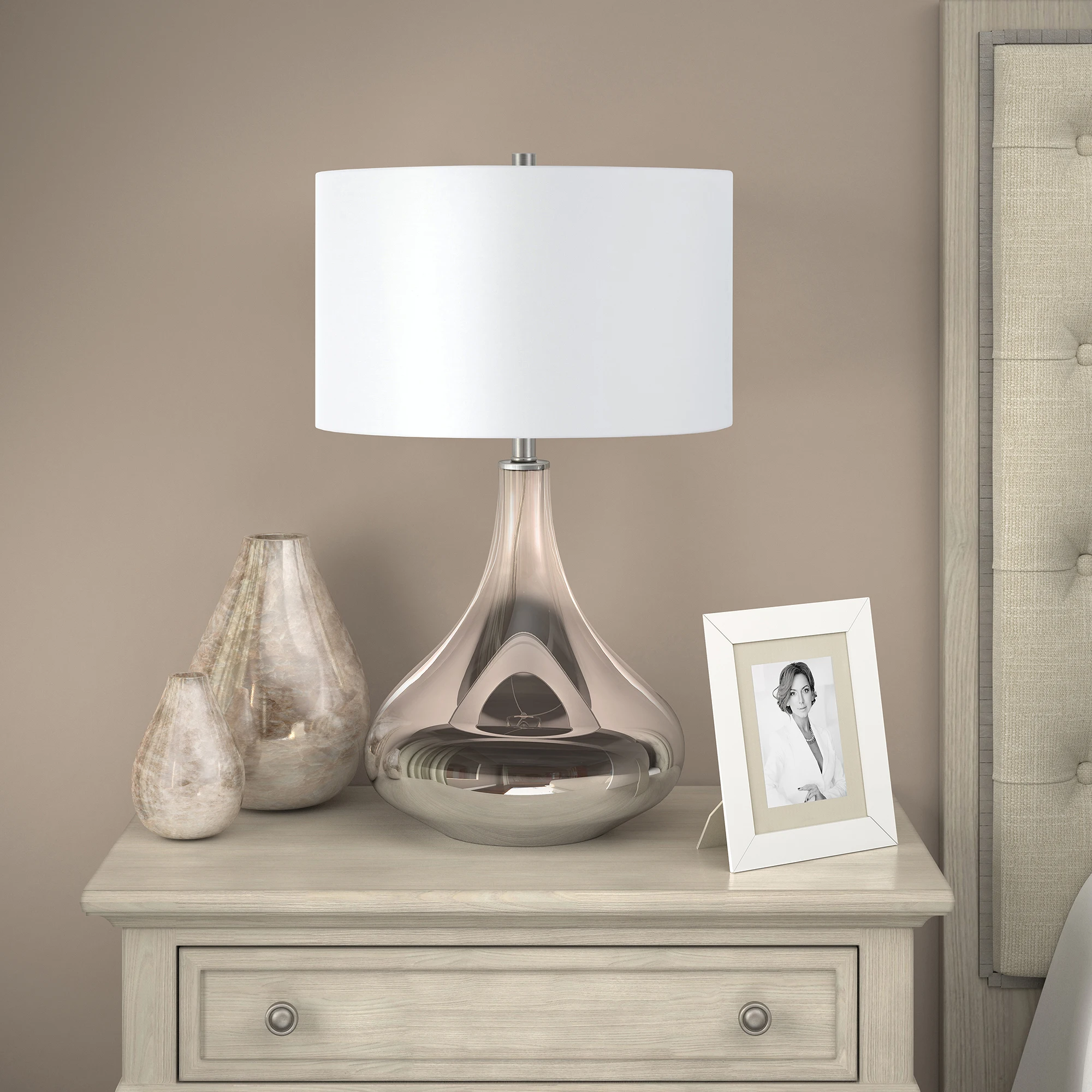 

Traditional Glass Table Lamp