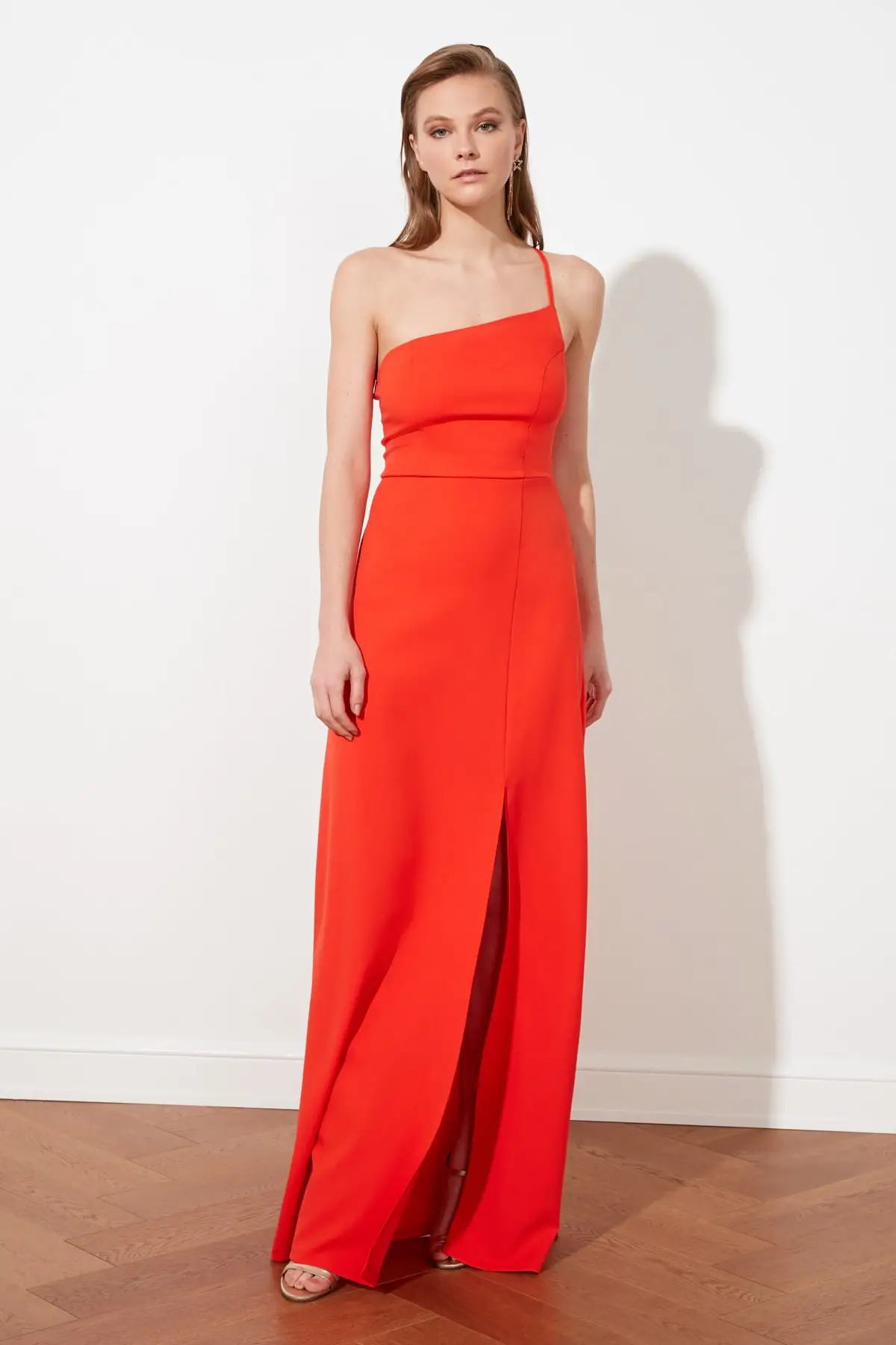 

Trendyol Collar Detail Evening Dress & Prom Gown TPRSS21AE0074