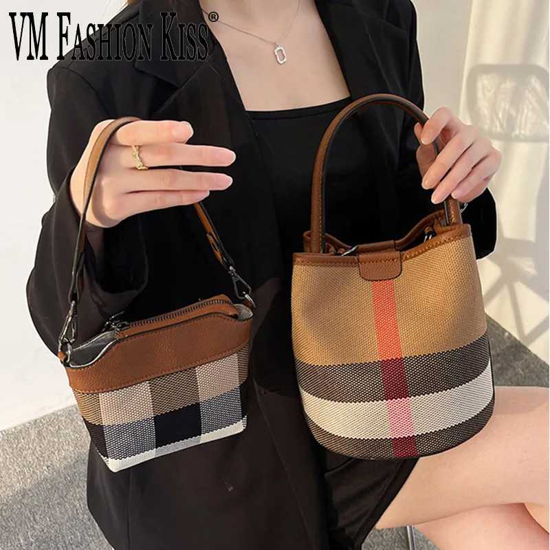 

high quality New2023 Canvas + Split Leather Ladies Striped Bucket Bag Versatile Messenger Bag Female Purses And Handbags Luxury