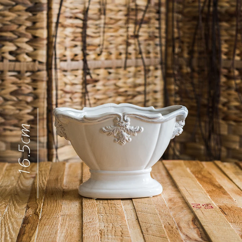 

Керамическая ваза Palace Flower