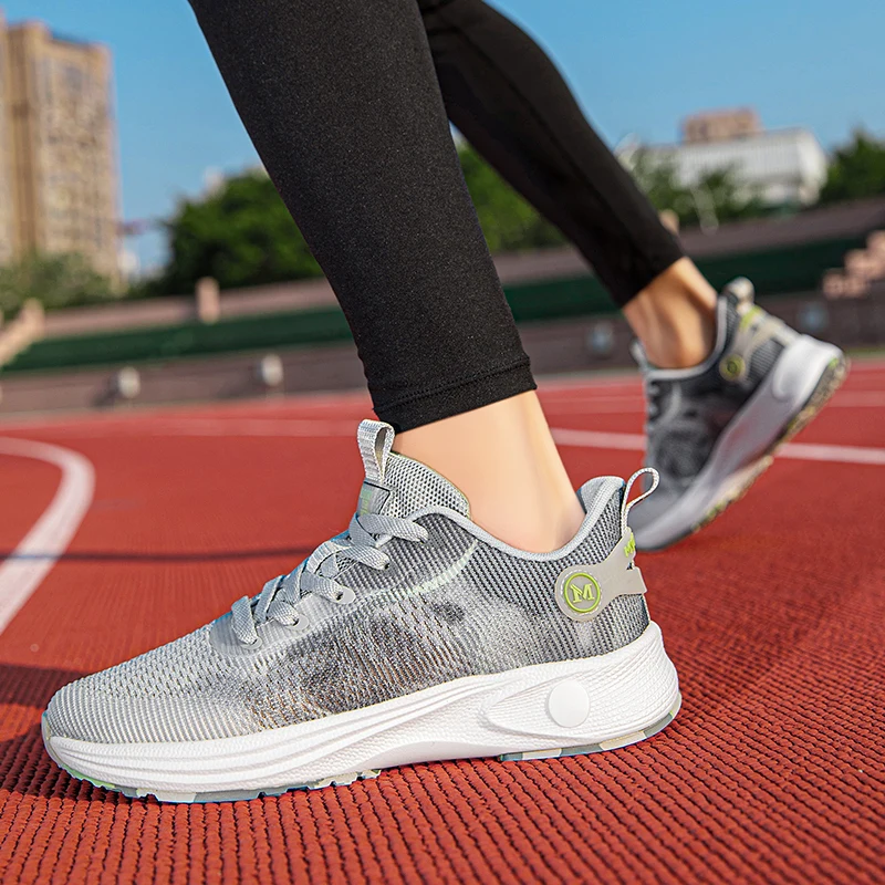 NEW Men's Fashion Comfortable Casual Sneakers Adult Teenagers Outdoor Running Shoes Walking Shoes School Sports Shoes 39-44