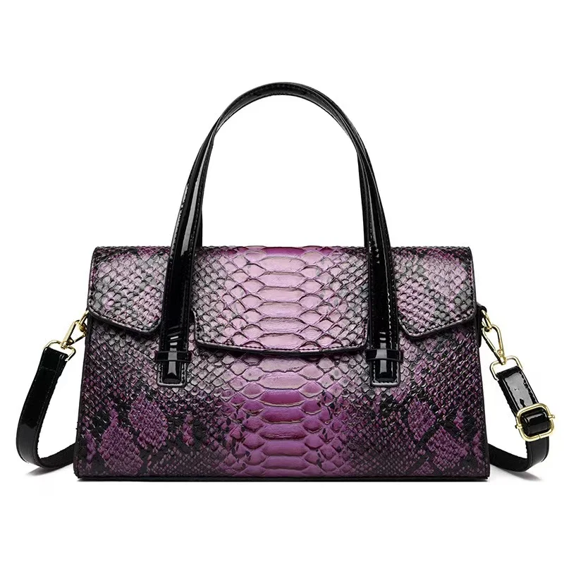 Новинка 2024 вместительная сумка со змеиным принтом стильная через плечо J80