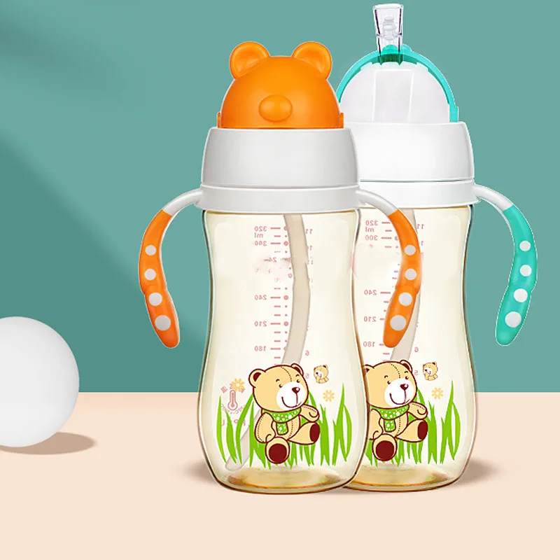 

Детские бутылочки для воды с рисунками из мультфильмов, детские соломенные бутылочки с ручками, бутылочки для кормления молока, Обучающие б...