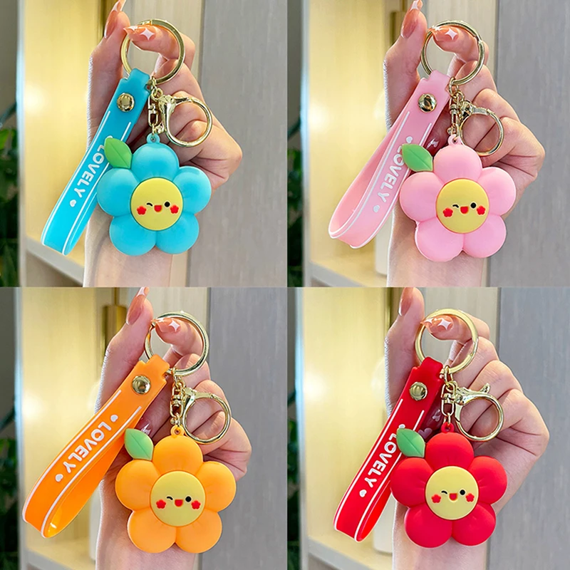 

Creative Sweet Smiling Flower Keychain Jewelry Girl Boy Couple Gift Keyring Pendant Decorate Bag Accessories