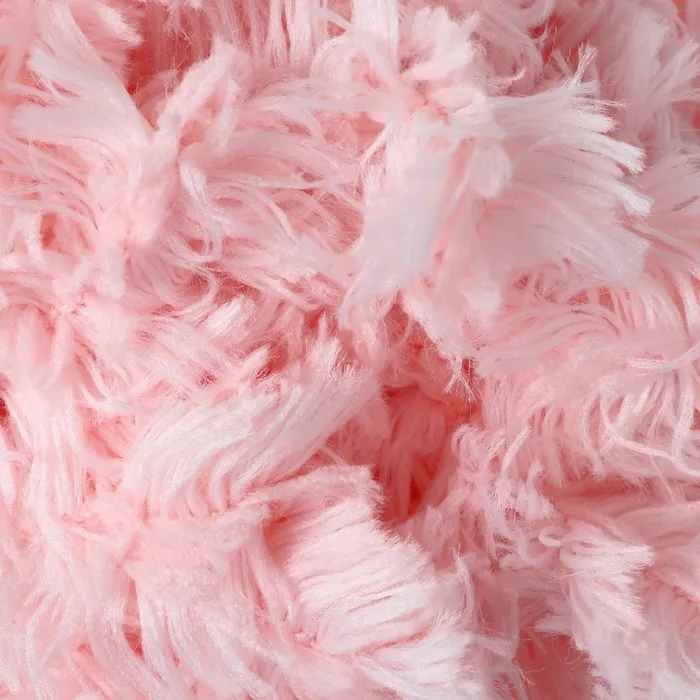 Пряжа &quotPuffy fur&quot 100% микрополиэстер 6м/100г (6102 нежно-розовый) | Дом и сад
