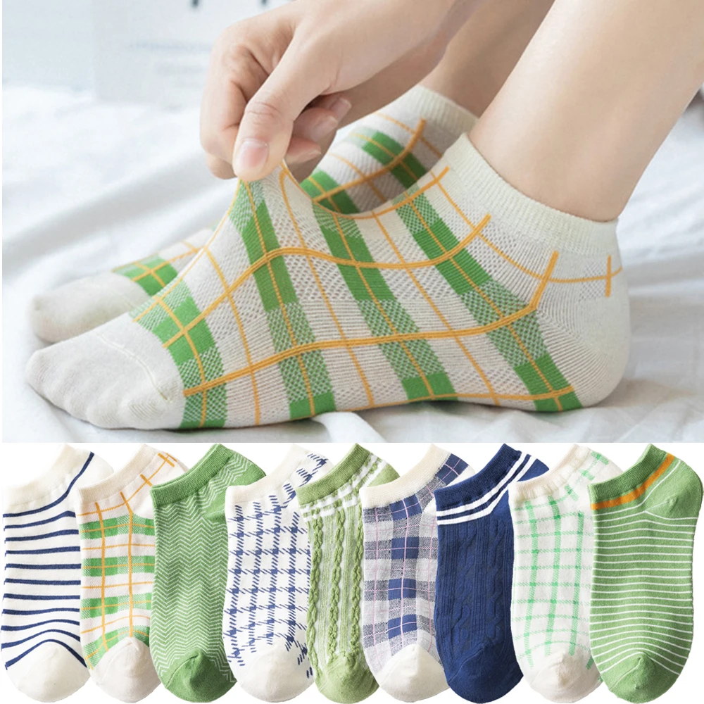 

Модные женские хлопковые короткие носки в стиле Харадзюку, цветные клетчатые полосатые женские дышащие сетчатые носки до щиколотки в японс...