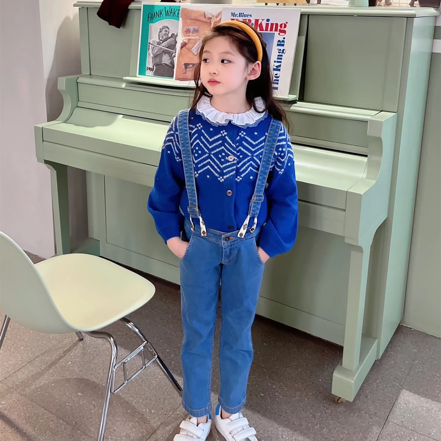 

Girls cardigan Cobalt Blue Vintage Jacquard Wool Knit Cardigan kids soft and delicate clothes baby coat