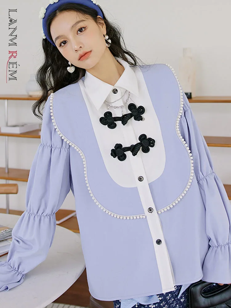 

LANMREM Pearl Shirts Lapel Single Breasted Stitching Color Block Long Flare Sleeves Shirt 2022 Summer Female Chic Top 2R3701