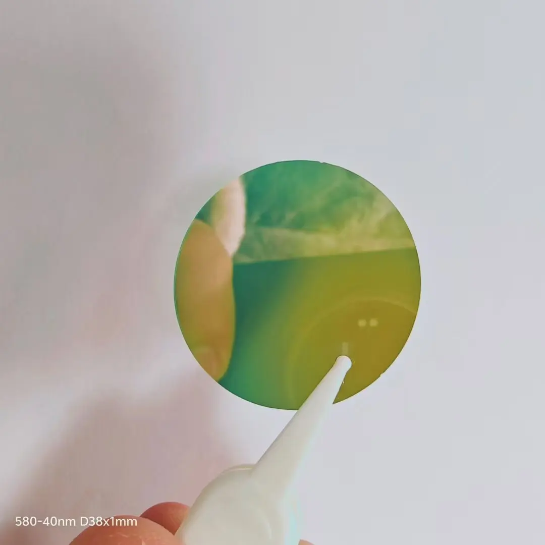 

Размер Диаметр 38 мм и 1 мм Толщина от 560 нм до 600 нм Центр 580 нм Узкополосный фильтр Покрытие Стекло NBP580-40 нм