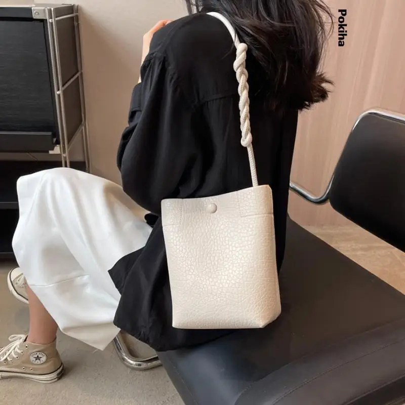 

Stylish Crossbody Bag Woven Strap Casuals Handbag Ladies 2023 Designer Luxury High Quality Designer Shoulder Bucket Bag Classic