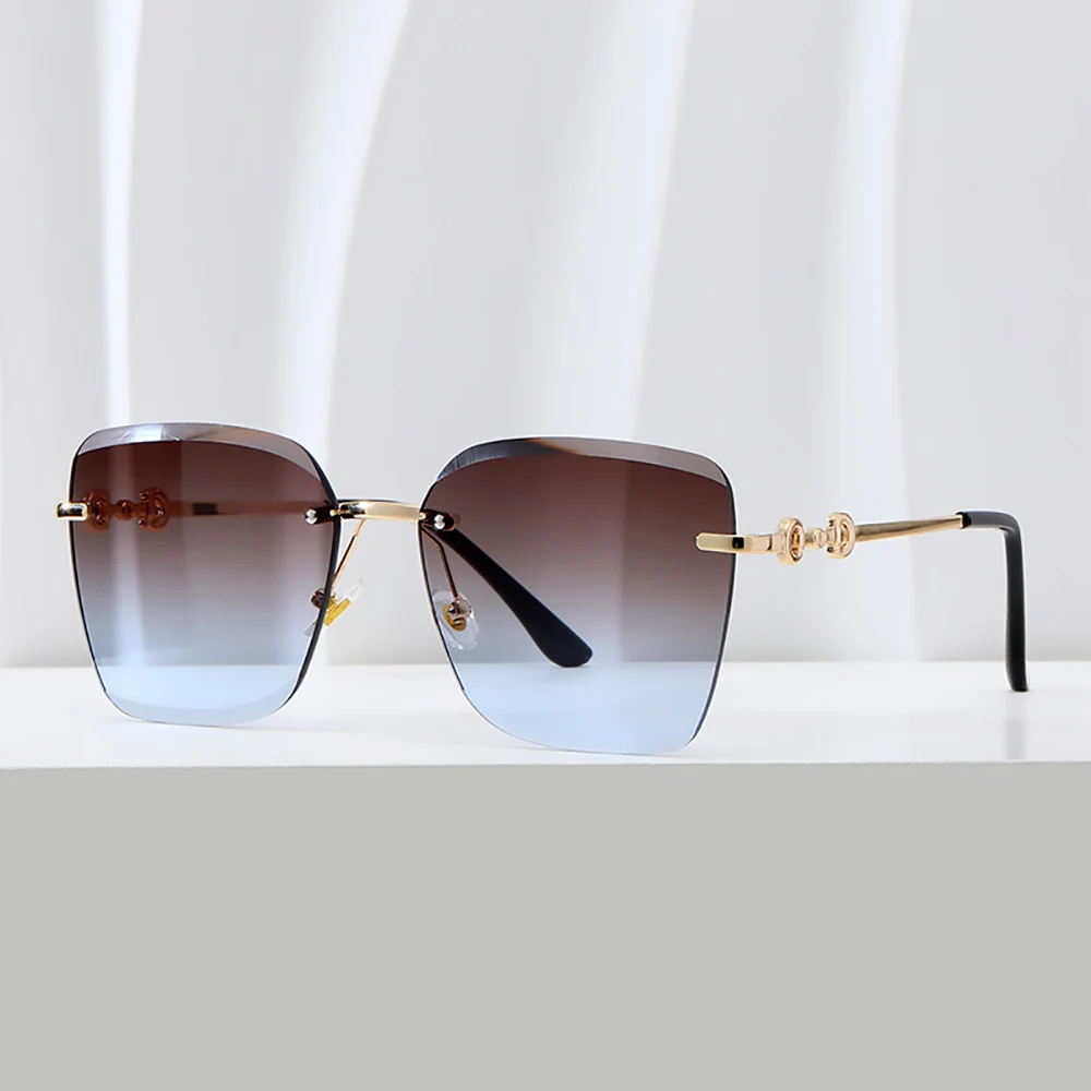 Новые дизайнерские квадратные солнцезащитные очки для женщин 2024 модные без