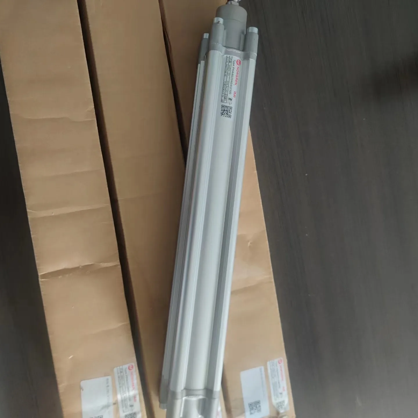 Совершенно новый цилиндр ISOLine 15552 Norgren PRA двойного действия/ 802040 /X2/300 300 мм G1/4