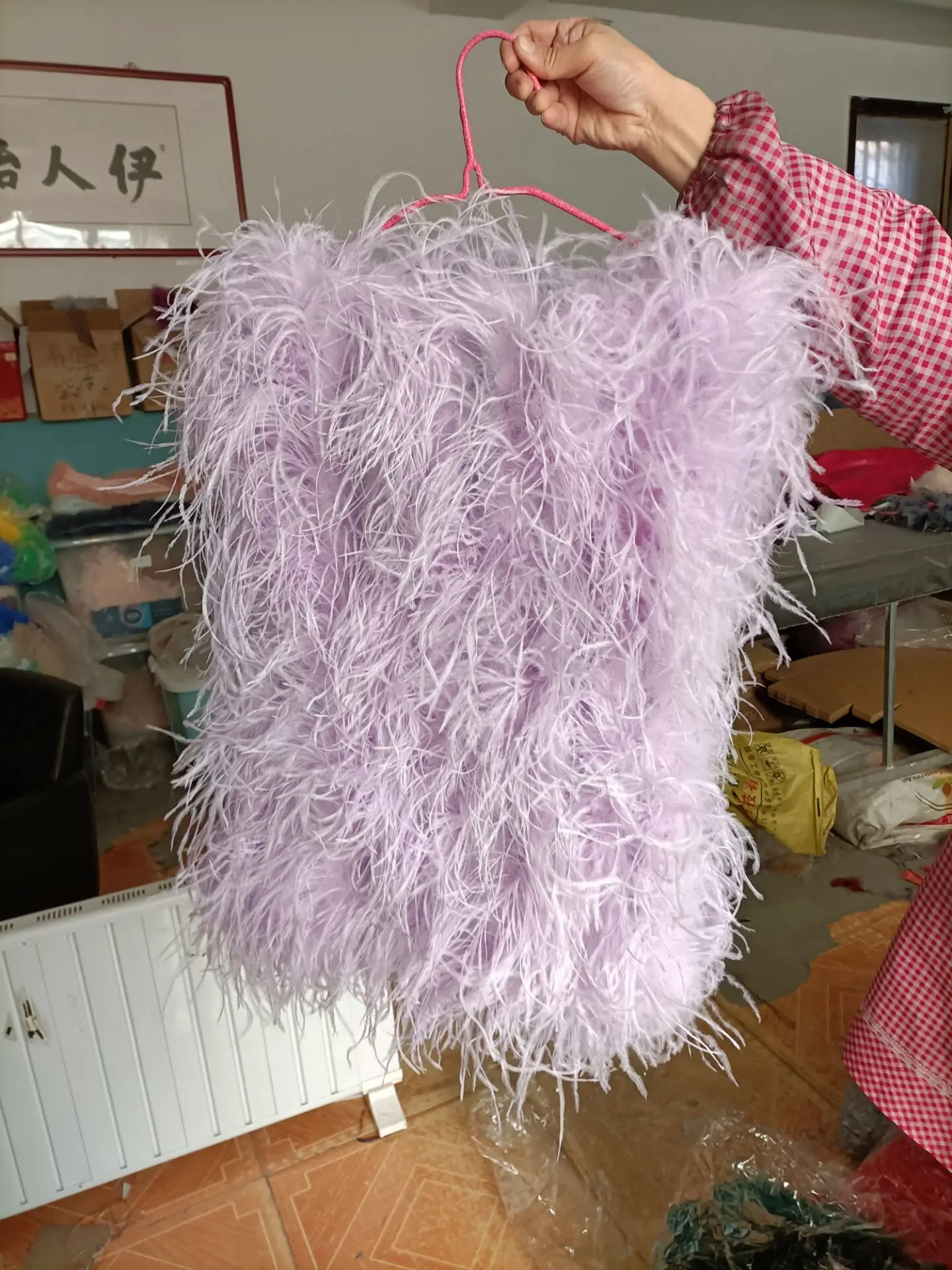 Рисунок 4 - Женское платье из страусиного меха