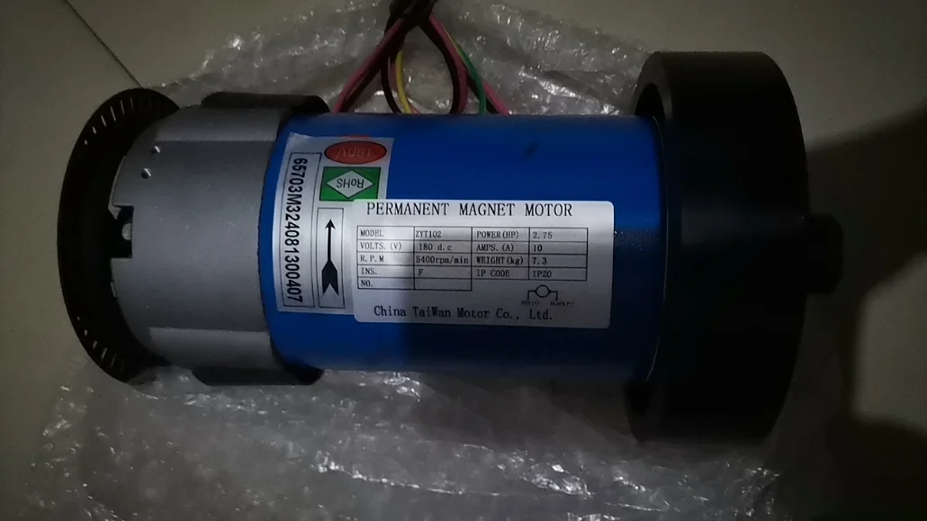 Фото Двигатель постоянного тока для беговой дорожки 2.75HP ZYT102 180Vdc 10A 5400RPM 7.3KG №1