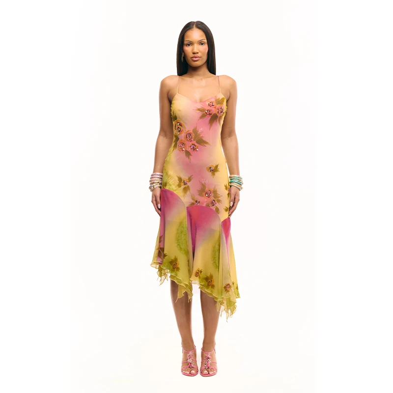 Элегантные сложенные платья с листьями лотоса и неровным подолом красочные