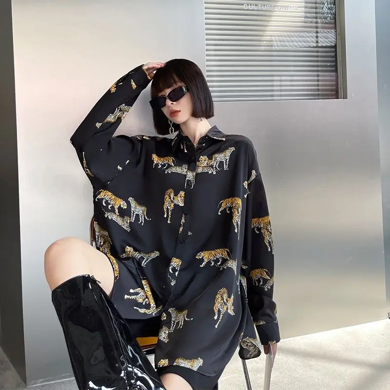

Hip Hop Harajuku Loose Leopard Print Shirts Women New Streetwear Button Down Long Sleeve Blouse Female 2022 Spring Summer