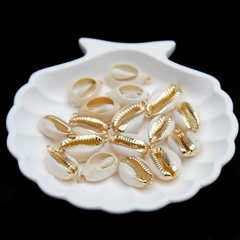 Натуральные белые подвески-ракушки с золотыми краями