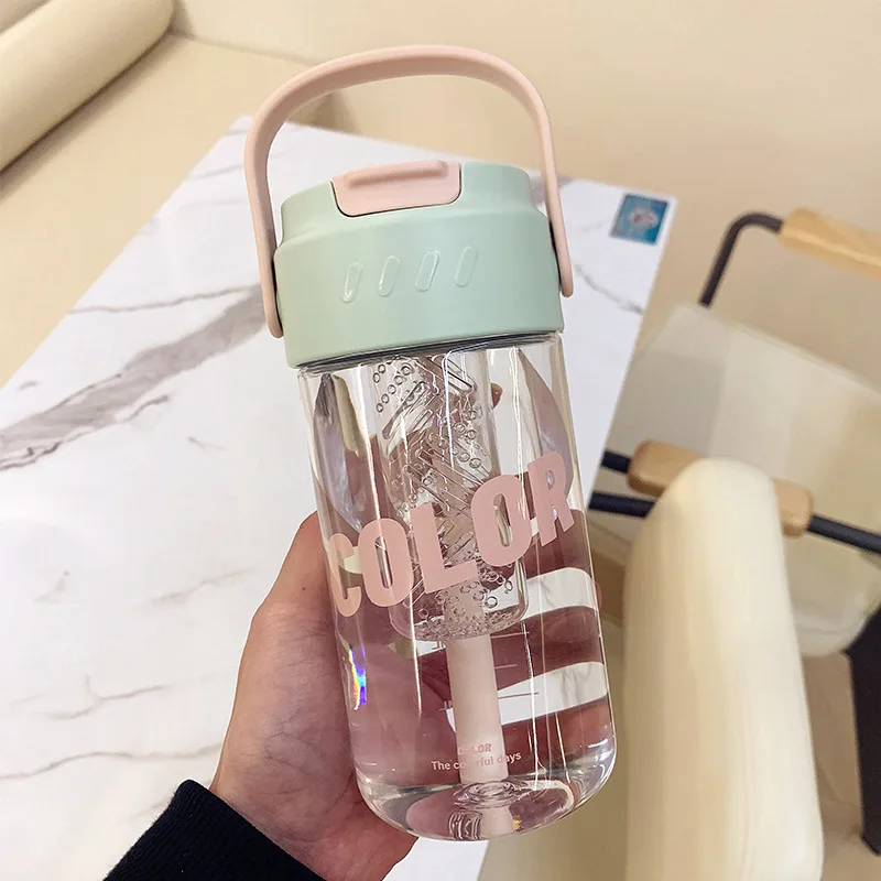

650ml2023 New Good-looking Cup with Straw Coffee Portable Cup Simple Summer Water Glass Men and Women Handle Tea Water Separatio