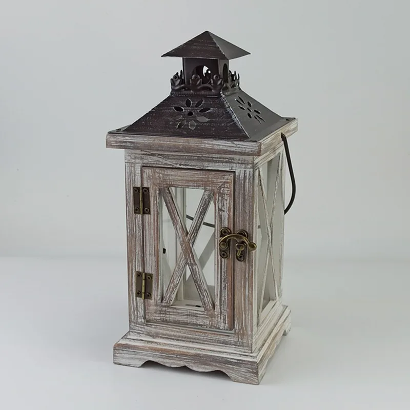 

Ретро деревянный подсвечник