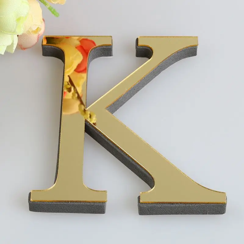 Зеркальные акриловые наклейки на стену 26 букв