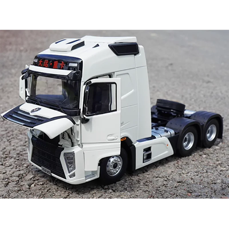 Литой тяжелый грузовик DaYun V9 в масштабе 1:24