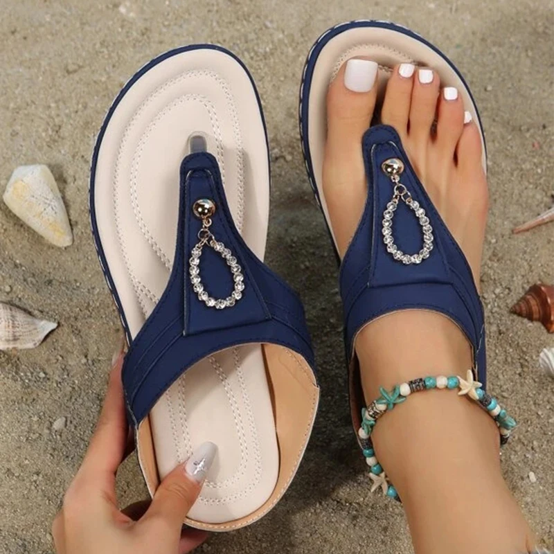 

Vacation Outdoors Blue Thong Sandals Women Rhinestone Decor Artificial Leather Toe Post Flat Sandals Sexy Slides Ladies Shoes